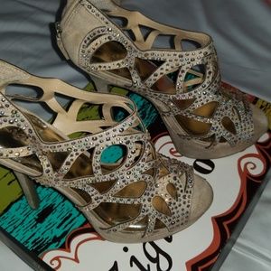 Zigi Soho Tan suede Swarovski encrusted heels